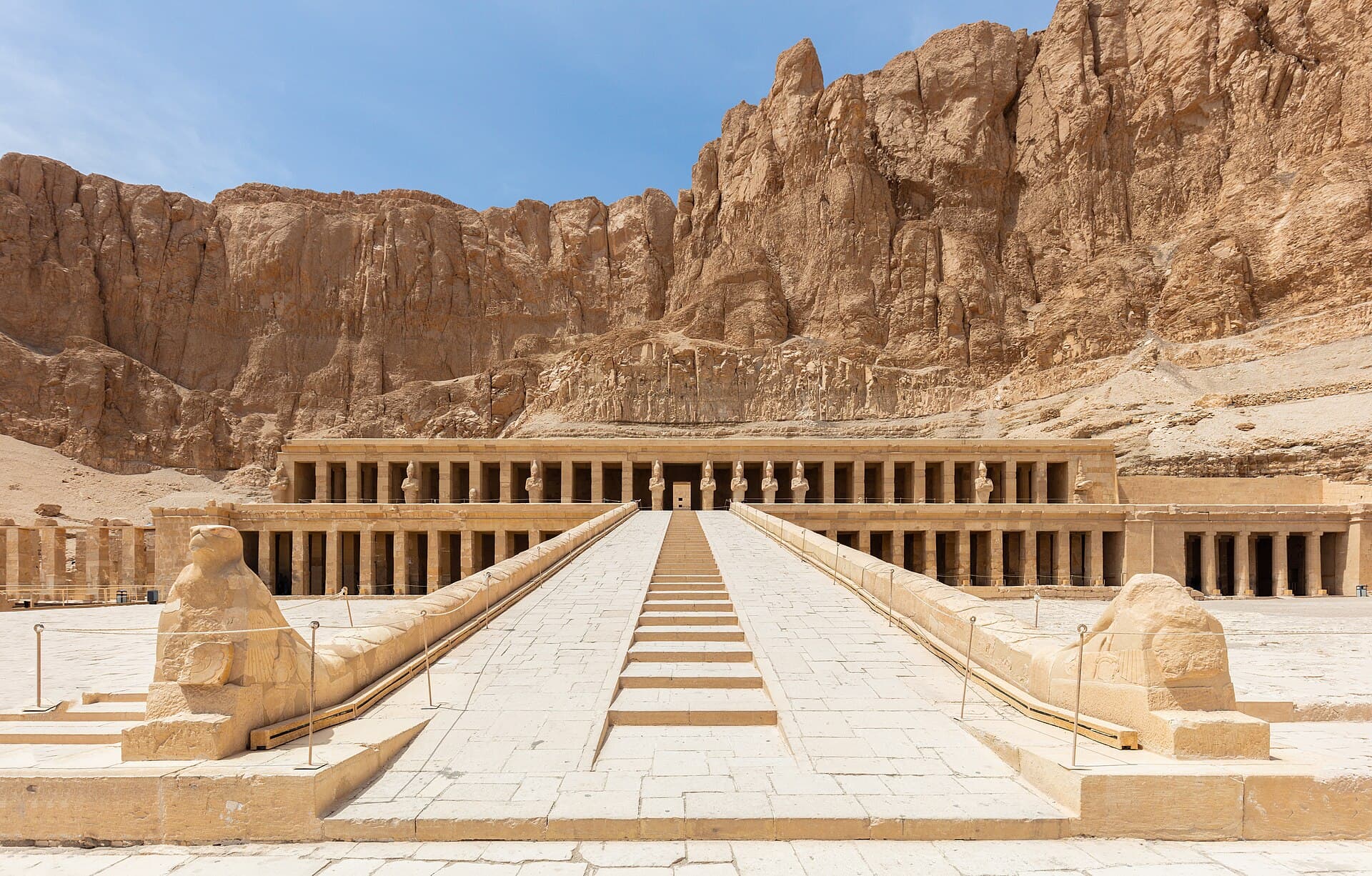 Luxor Overnight, Port Ghalib & Snorkeling Package
